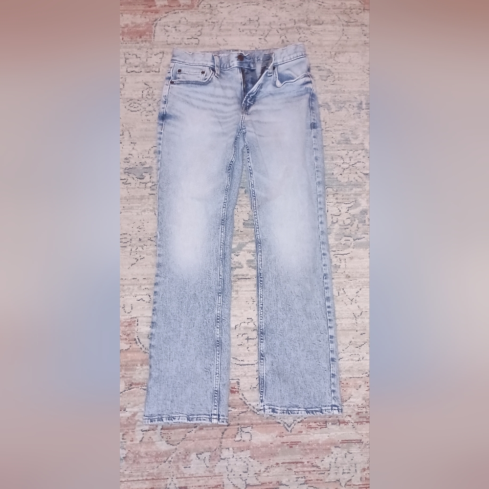 Old Navy Built In Flex boot Cut Jeans 28